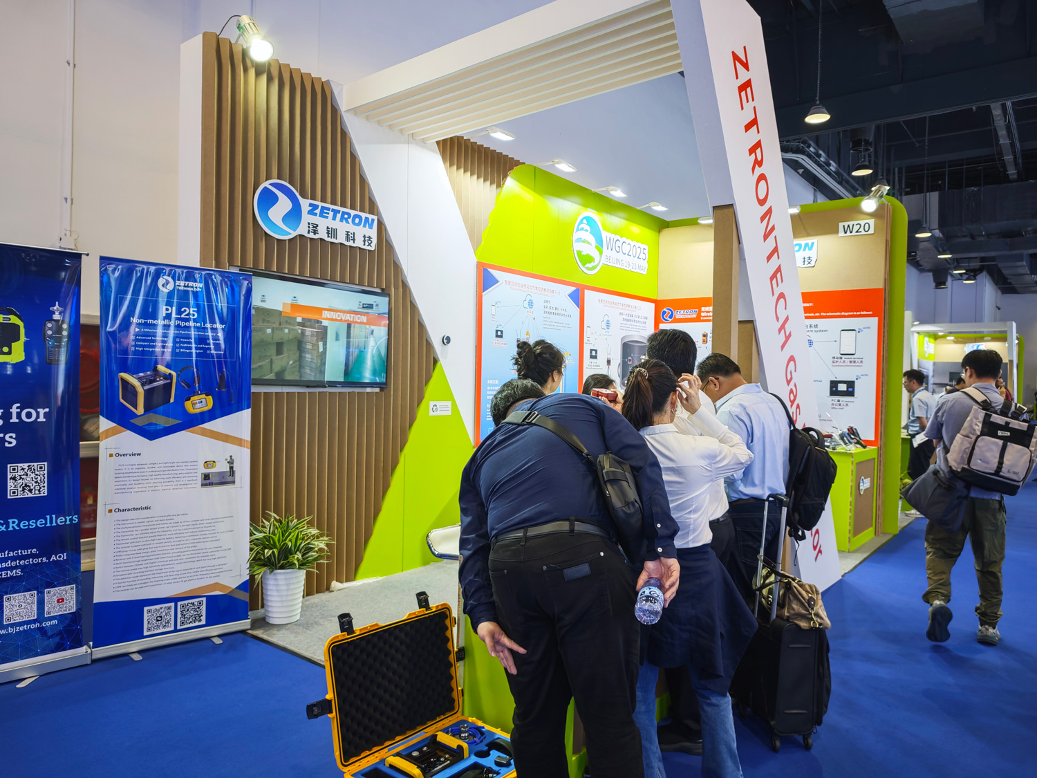 參展亮點(diǎn):技術(shù)領(lǐng)先,反響熱烈 參展亮點(diǎn):技術(shù)領(lǐng)先,反響熱烈